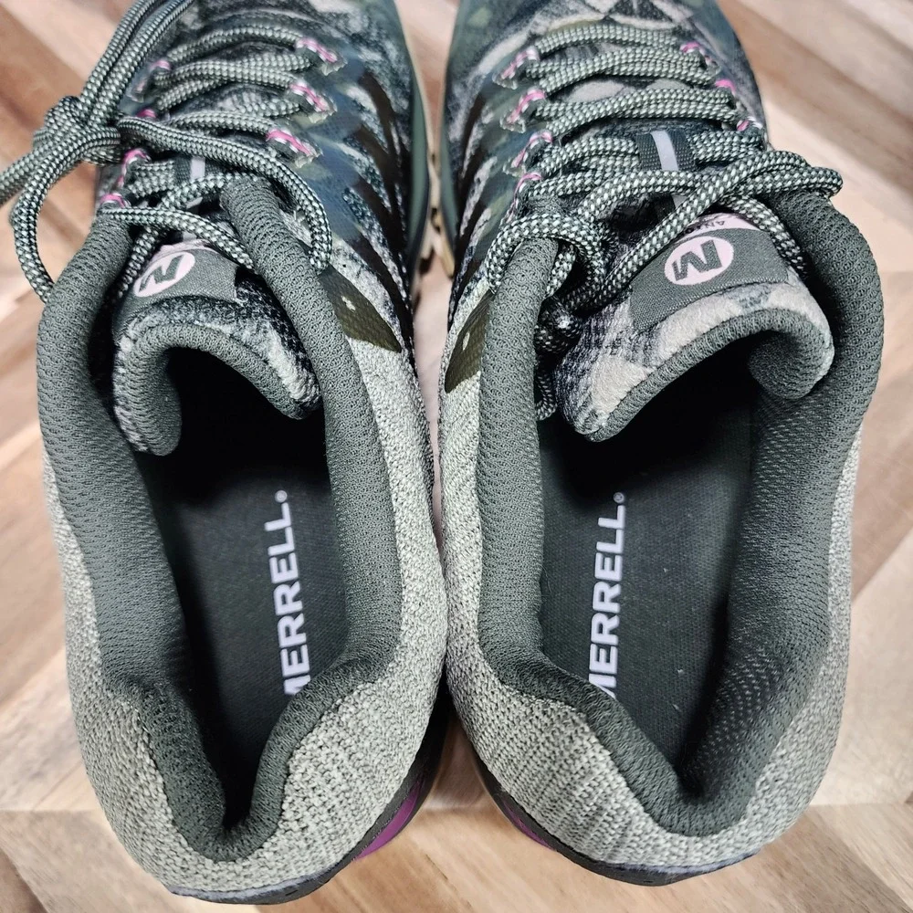 Merrell Antora 2 Womens 10 Trail Running Shoes Green Camo Pink Vibram J067262